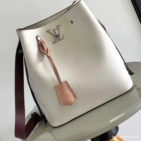 Fashionreps LV Bag 2308DJ0102 0812